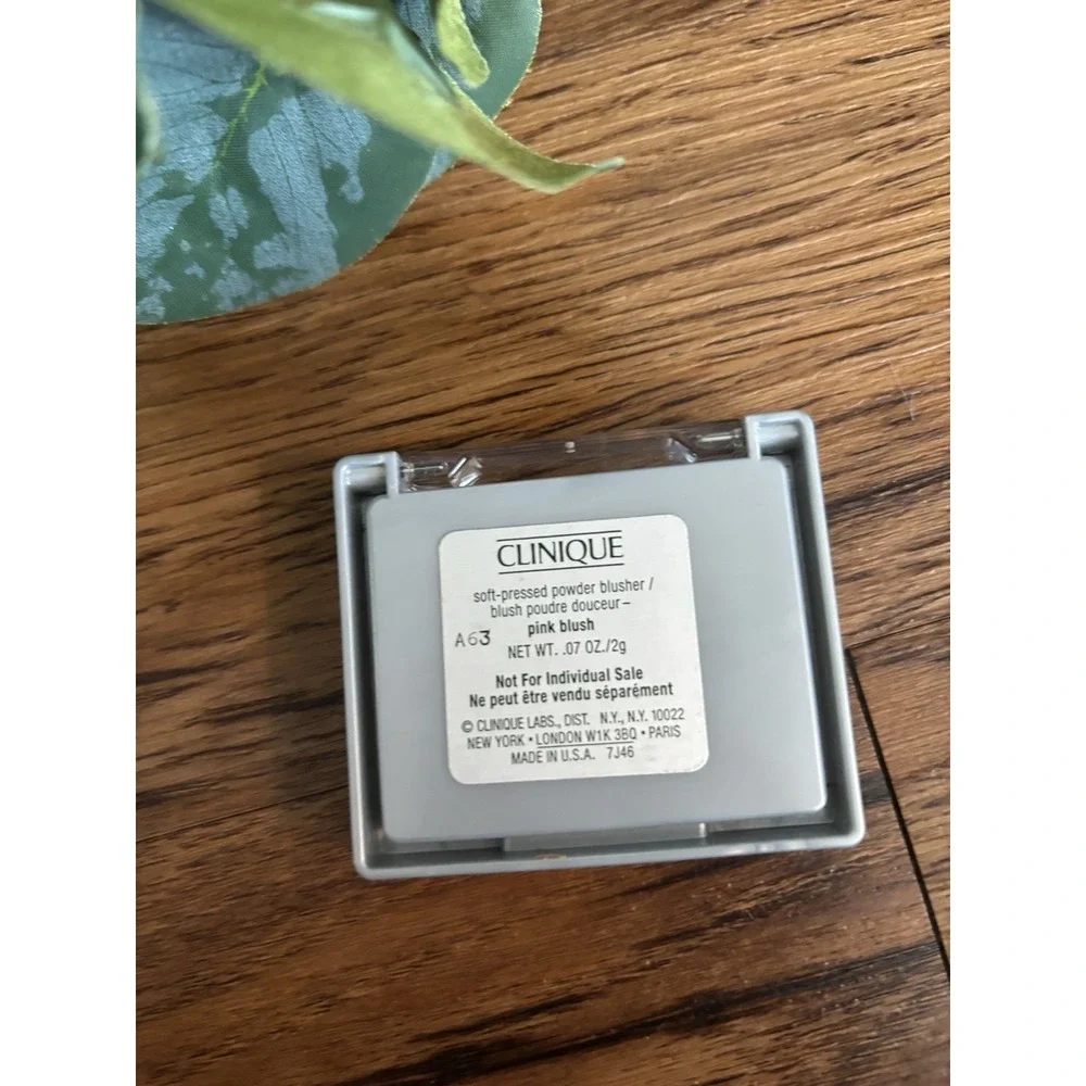 Clinique Soft Pressed Powder Pink Blush .07oz New Vintage